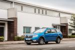Dacia Logan MCV Stepway 2017 года (UK)